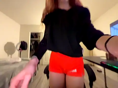 foxy ana13 online show from November 11, 2025, 4:12 am