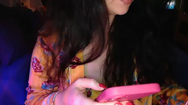 Snapshot of CronacaErotica chatting on February 7, 2025, 11:45 pm CronacaErotica online show from February 7, 2025, 11:45 pm