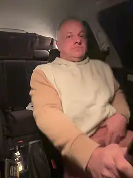 Snapshot of JakubW79 chatting on December 28, 2024, 2:01 am JakubW79 online show from December 28, 2024, 2:01 am