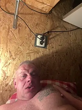 Snapshot of JakubW79 chatting on March 12, 2025, 12:42 am JakubW79 online show from March 12, 2025, 12:42 am