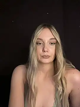 Snapshot of Alisa_Rise chatting on January 26, 2025, 3:38 am Alisa Rise online show from January 26, 2025, 3:38 am