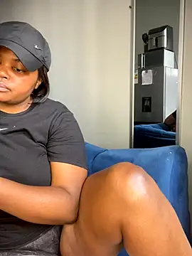 Curveysinaa online show from November 13, 2025, 12:15 pm