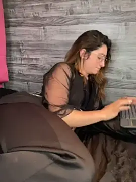 kamel-ayesha online show from January 7, 2025, 6:45 pm