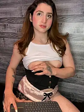 kamel-ayesha online show from January 20, 2025, 3:28 pm