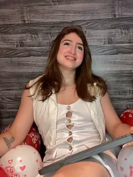 kamel-ayesha online show from February 14, 2025, 1:18 pm