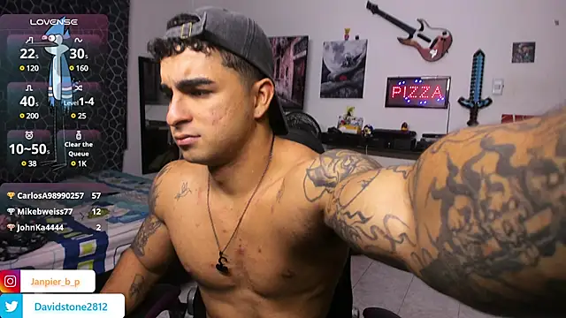 cJuan111 online show from February 25, 2025, 11:55 pm