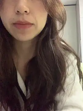 Snapshot of Aimeil chatting on January 4, 2025, 5:05 am Aimeil online show from January 4, 2025, 5:05 am