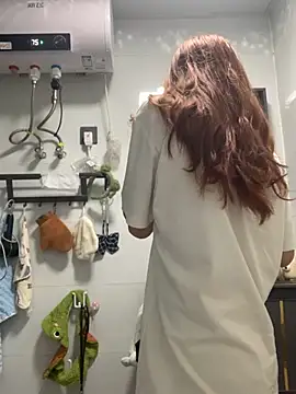 Snapshot of Aimeil chatting on September 29, 2025, 3:28 pm Aimeil online show from September 29, 2025, 3:28 pm