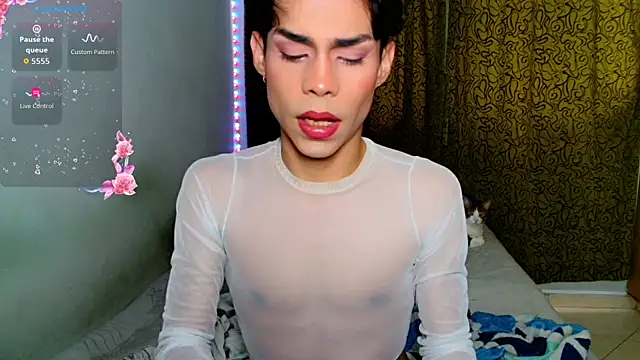 femboykeene online show from October 15, 2025, 8:20 pm