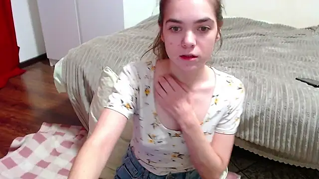 SallyMkn online show from December 1, 2024, 4:29 pm