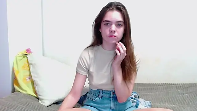 SallyMkn online show from December 17, 2024, 10:34 am