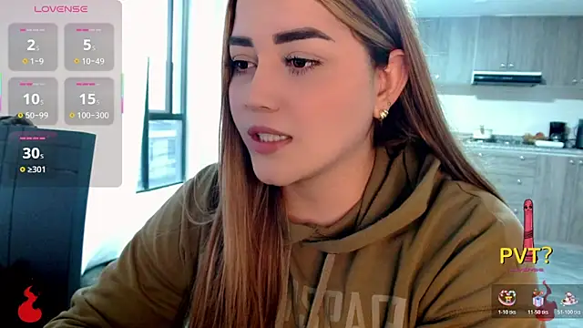 Lucia star   online show from November 20, 2025, 10:31 pm