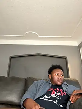 Snapshot of Festivitiesking1 chatting on October 19, 2025, 2:18 pm Festivitiesking1 online show from October 19, 2025, 2:18 pm