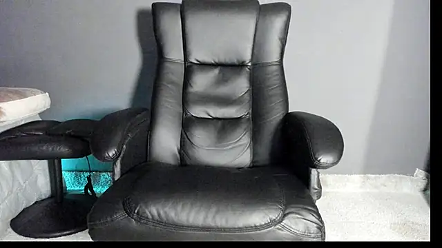 Brock hurn1 online show from October 29, 2025, 2:03 am