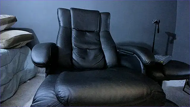 Brock hurn1 online show from February 19, 2026, 12:06 am