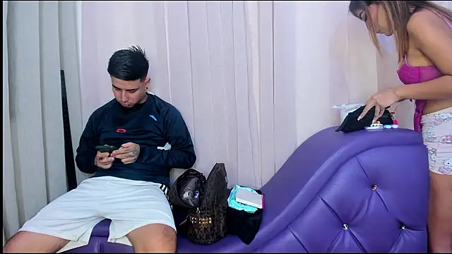 Snapshot of Yourslust_ chatting on March 12, 2026, 8:26 pm Yourslust online show from March 12, 2026, 8:26 pm