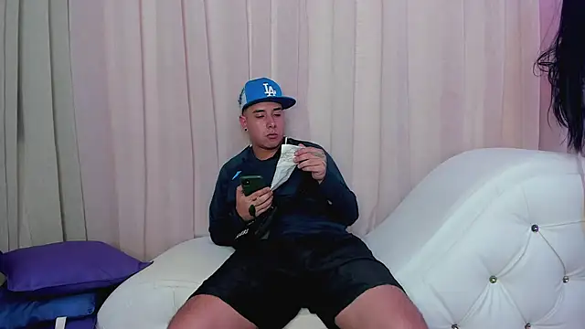 Snapshot of Yourslust_ chatting on May 8, 2026, 2:17 am Yourslust online show from May 8, 2026, 2:17 am