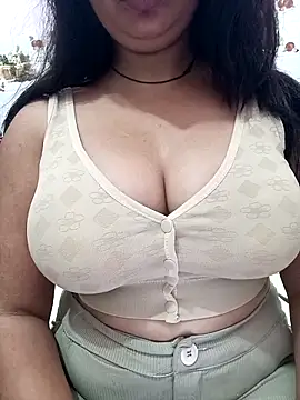 Snapshot of cute-mahek chatting on February 22, 2026, 6:17 pm cute-mahek online show from February 22, 2026, 6:17 pm