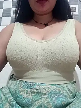 Snapshot of cute-mahek chatting on May 2, 2026, 7:19 pm cute-mahek online show from May 2, 2026, 7:19 pm