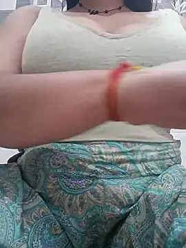 Snapshot of cute-mahek chatting on May 15, 2026, 8:38 pm cute-mahek online show from May 15, 2026, 8:38 pm