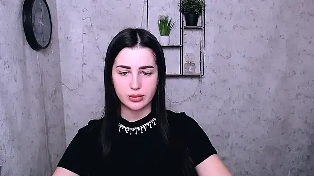 Snapshot of DivaKaily_ chatting on February 1, 2025, 6:10 am DivaKaily online show from February 1, 2025, 6:10 am