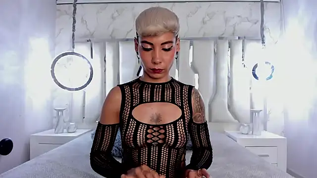 MiaMorgan  online show from February 25, 2025, 2:33 pm