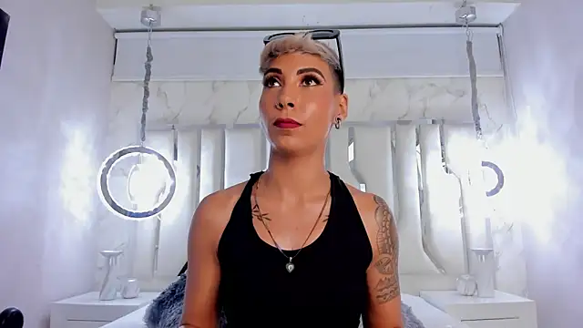 MiaMorgan  online show from March 8, 2025, 4:06 pm