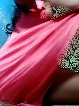 Snapshot of AparnaBoudi chatting on February 4, 2025, 6:17 pm AparnaBoudi online show from February 4, 2025, 6:17 pm