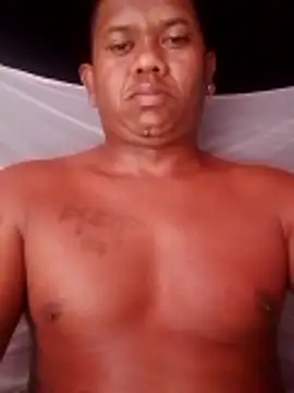 Snapshot of bigghetto1 chatting on March 12, 2026, 2:45 pm bigghetto1 online show from March 12, 2026, 2:45 pm