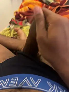 Snapshot of Theyoung_huge_dick chatting on December 27, 2024, 11:39 am Theyoung huge dick online show from December 27, 2024, 11:39 am