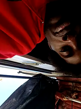 DevinToore online show from October 29, 2025, 8:10 pm