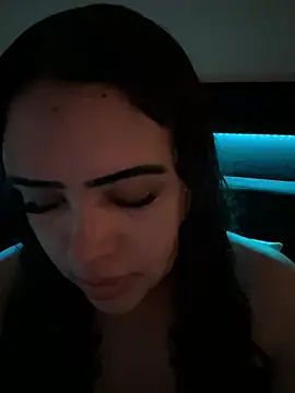 iTrapXXXBACKUP online show from April 12, 2026, 8:58 pm