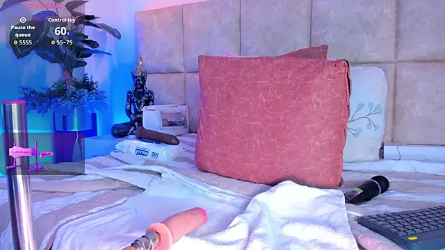 Snapshot of LizSheibaum chatting on November 30, 2025, 4:11 pm LizSheibaum online show from November 30, 2025, 4:11 pm