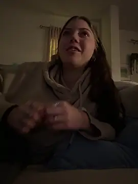 Snapshot of emilycoco chatting on March 21, 2026, 3:22 am emilycoco online show from March 21, 2026, 3:22 am