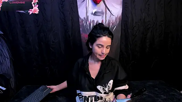 Kylie-fox online show from September 26, 2025, 12:03 am