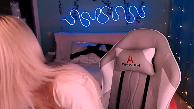 Snapshot of Sweet_Richal chatting on December 28, 2024, 10:02 pm Sweet Richal online show from December 28, 2024, 10:02 pm