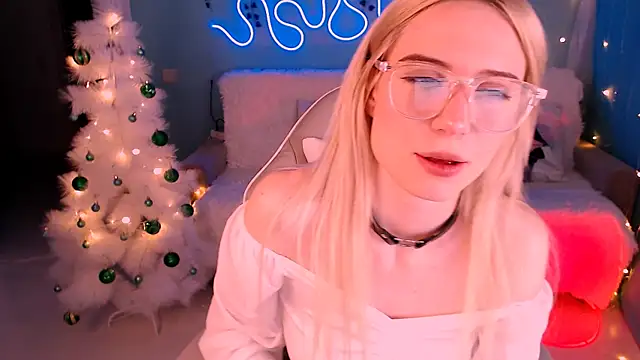 Snapshot of Sweet_Richal chatting on January 11, 2025, 4:16 am Sweet Richal online show from January 11, 2025, 4:16 am