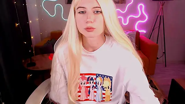 Snapshot of Sweet_Richal chatting on November 8, 2025, 9:02 pm Sweet Richal online show from November 8, 2025, 9:02 pm