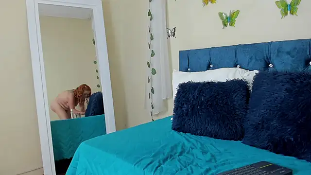 cristalwalker   online show from March 18, 2025, 3:31 pm