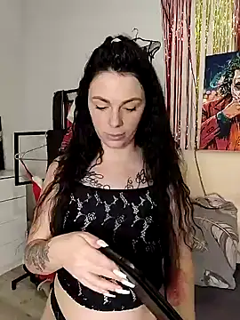 Snapshot of Lola_Hale chatting on December 24, 2024, 6:06 pm Lola Hale online show from December 24, 2024, 6:06 pm
