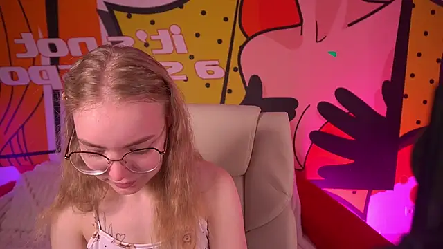 EmilySunshineS online show from March 15, 2026, 6:52 am