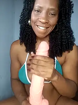 Snapshot of Luhma_hot chatting on February 27, 2026, 7:36 pm Luhma hot online show from February 27, 2026, 7:36 pm