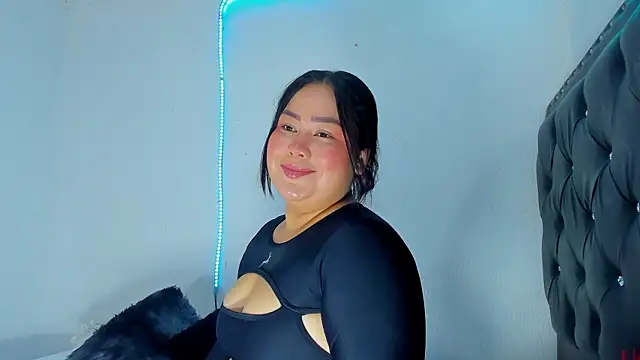 victoriajk online show from March 8, 2026, 12:53 pm