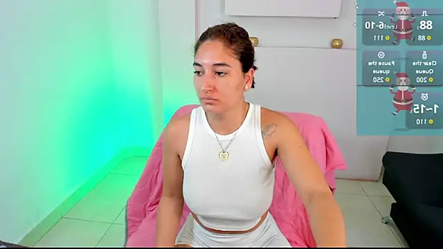 Snapshot of ScarlettWet9 chatting on December 12, 2024, 4:04 am ScarlettWet9 online show from December 12, 2024, 4:04 am