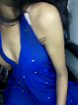 glam goddess online show from December 3, 2024, 2:58 am