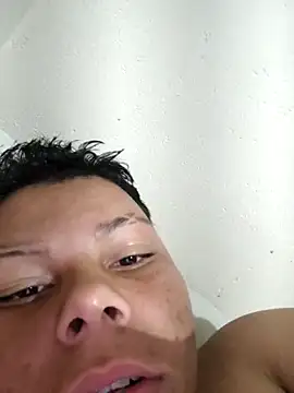 Snapshot of putoso031 chatting on October 6, 2025, 12:19 am putoso031 online show from October 6, 2025, 12:19 am