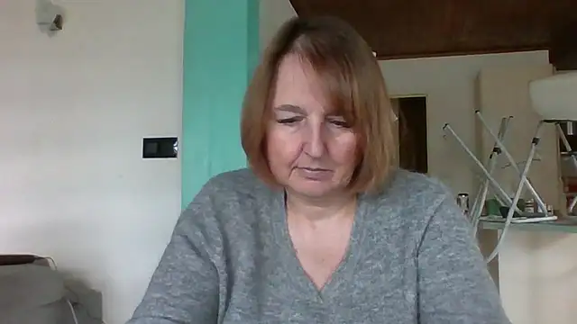 Sandcoq online show from March 23, 2026, 1:37 pm