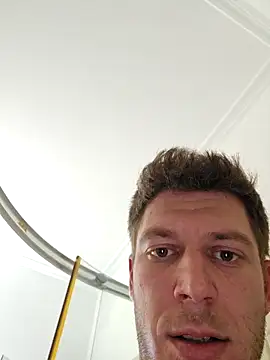 Alexxxmaster1312 online show from December 18, 2025, 2:45 pm