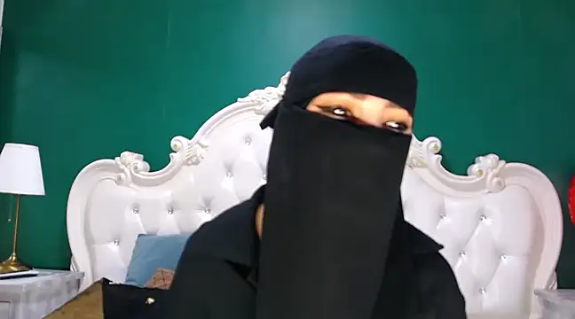 Snapshot of Hajar_Kar chatting on March 5, 2025, 5:29 am Hajar Kar online show from March 5, 2025, 5:29 am