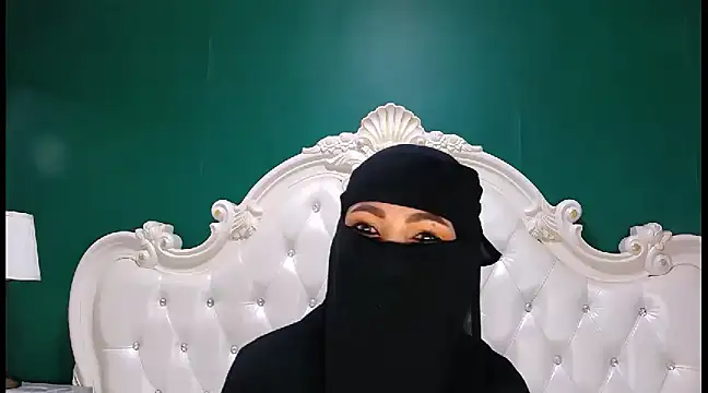 Snapshot of Hajar_Kar chatting on March 6, 2025, 8:30 am Hajar Kar online show from March 6, 2025, 8:30 am